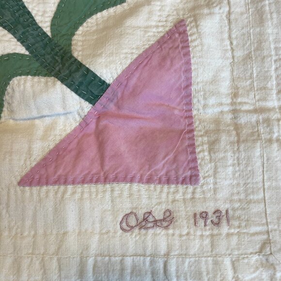 Antique Vintage Tulip Applique Quilt Reversible Date Embroidred 1931  92" x 78" - Picture 6 of 13